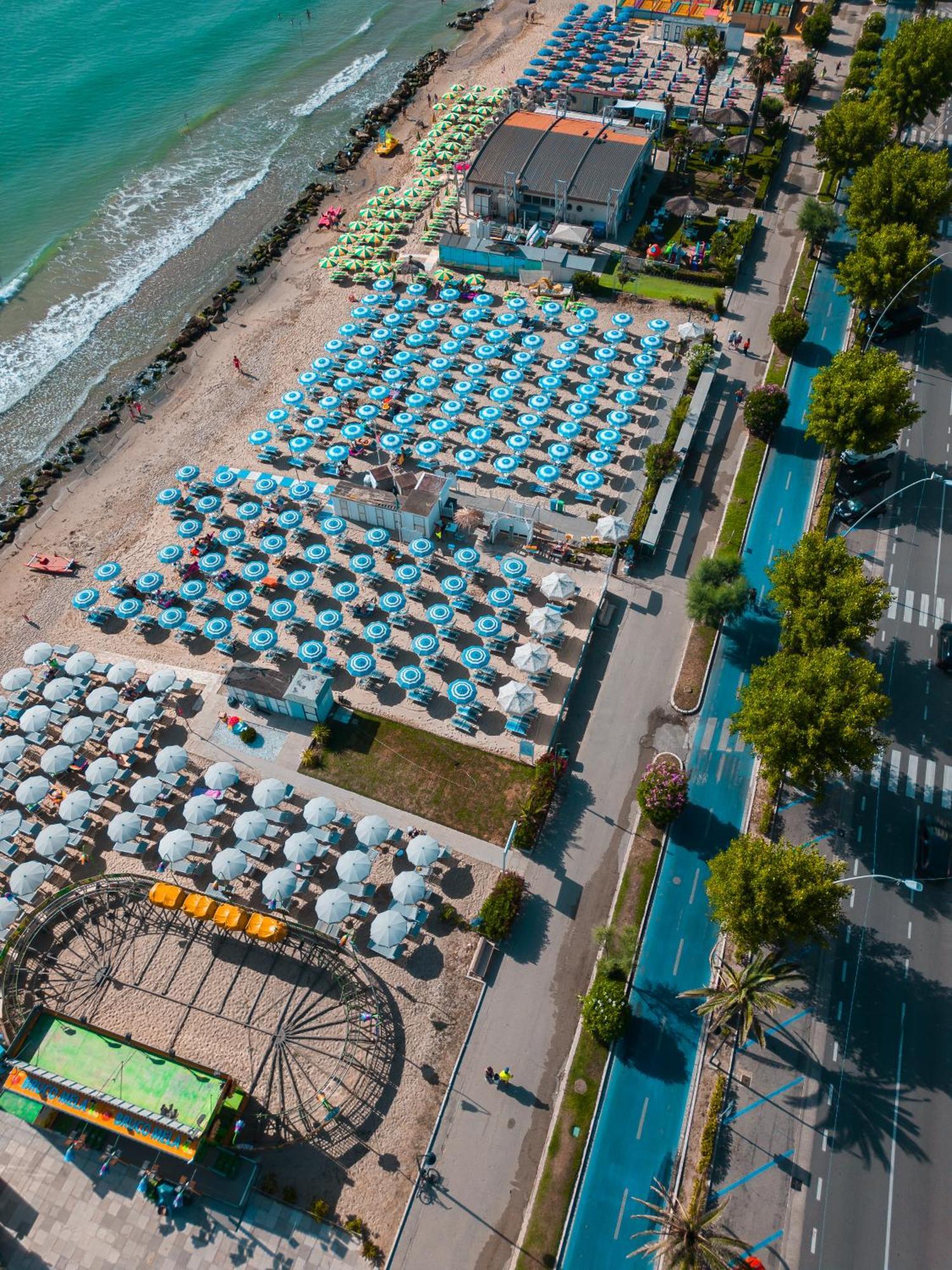 Hotel Joli Alba Adriatica Exterior photo